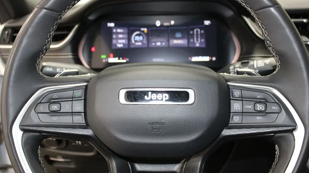 2024 Jeep Grand Cherokee Laredo