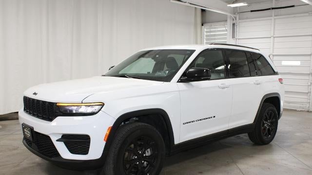 2024 Jeep Grand Cherokee Laredo