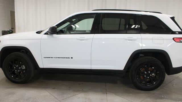 2024 Jeep Grand Cherokee Laredo