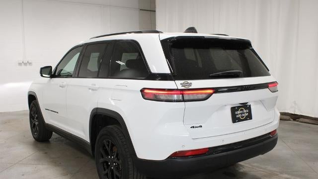2024 Jeep Grand Cherokee Laredo