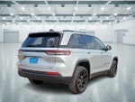 2024 Grand Cherokee Thumbnail 3