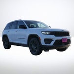 2024 Grand Cherokee Thumbnail 6