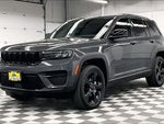 2024 Grand Cherokee Thumbnail 12