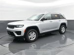 2024 Grand Cherokee Thumbnail 1