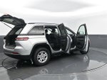 2024 Grand Cherokee Thumbnail 28