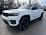 2024 Grand Cherokee Thumbnail 3
