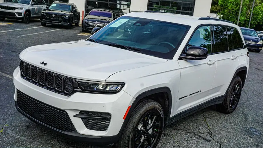 2025 Jeep Grand Cherokee Altitude