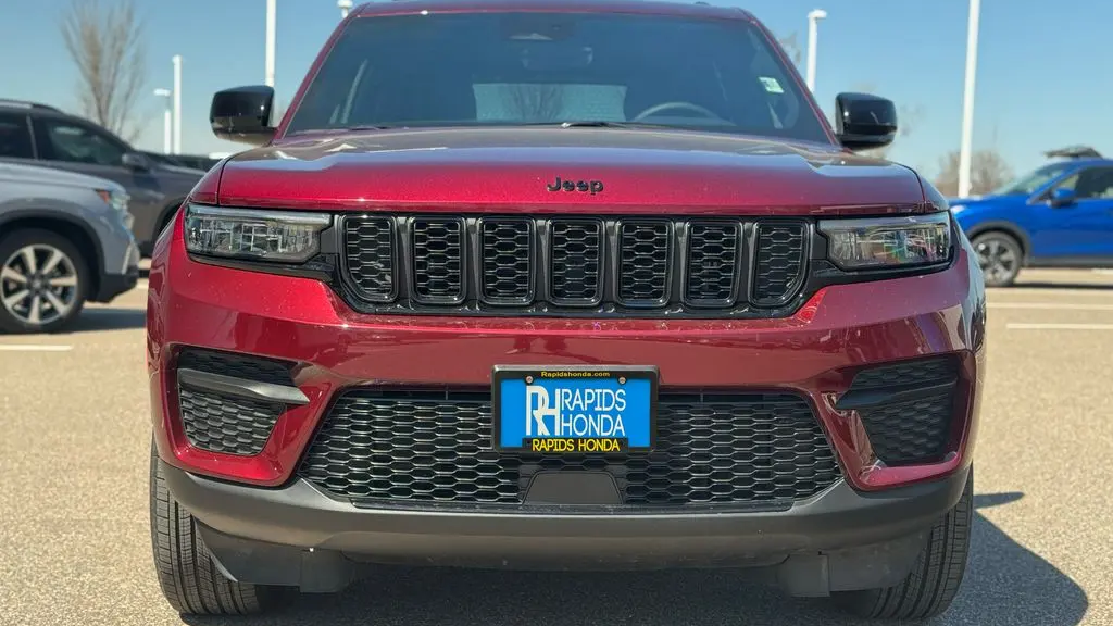 2025 Jeep Grand Cherokee Altitude