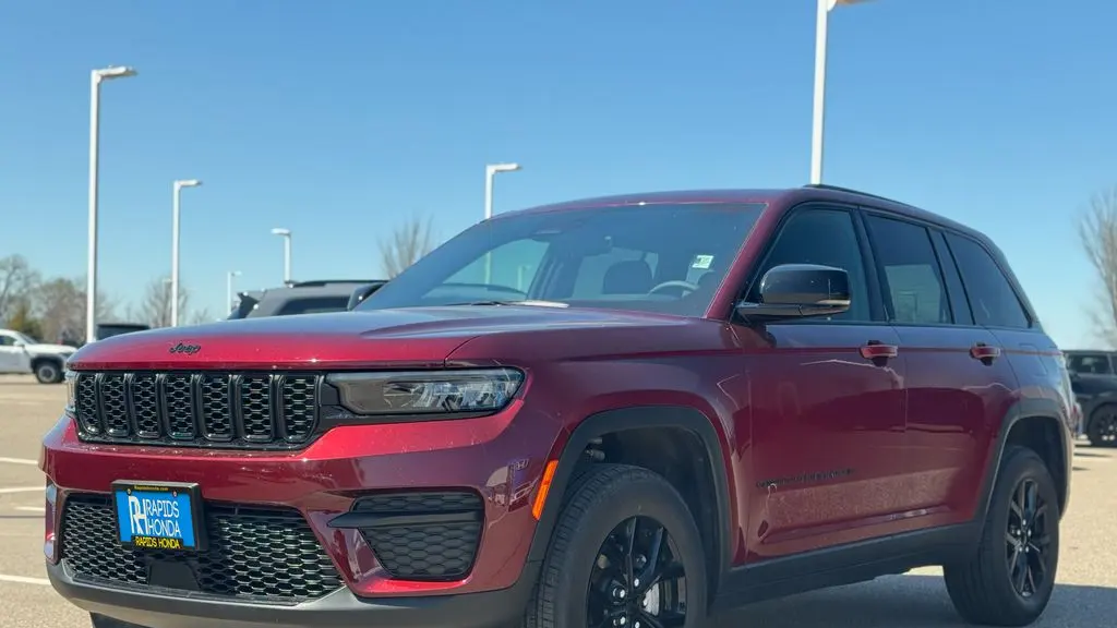2025 Jeep Grand Cherokee Altitude