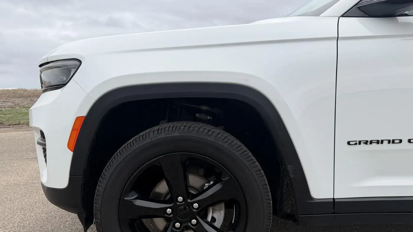2023 Jeep Grand Cherokee Laredo X