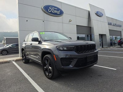 2023 Jeep Grand Cherokee 4X4 Laredo 4DR SUV