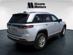 2023 Grand Cherokee Thumbnail 3