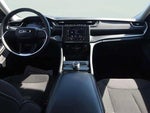 2023 Grand Cherokee Thumbnail 14