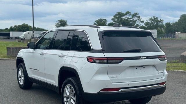 2023 Jeep Grand Cherokee Laredo X