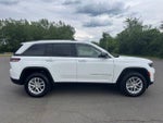 2023 Grand Cherokee Thumbnail 6