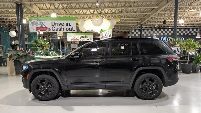 2023 Jeep Grand Cherokee Laredo X