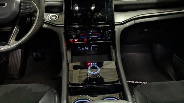 2023 Jeep Grand Cherokee Laredo X