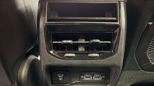 2023 Jeep Grand Cherokee Laredo X