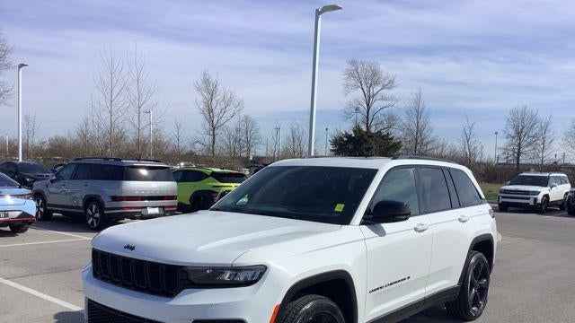 2023 Jeep Grand Cherokee Altitude