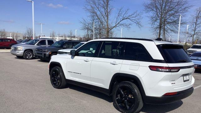 2023 Jeep Grand Cherokee Altitude