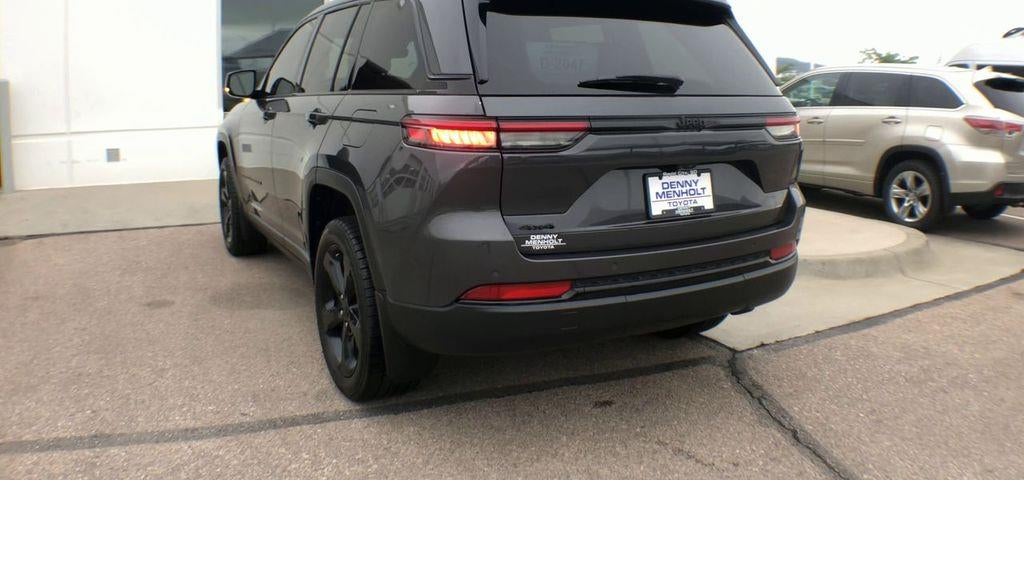 2023 Jeep Grand Cherokee Laredo X