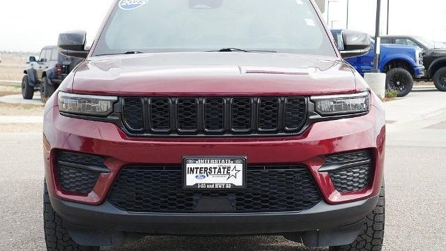 2023 Jeep Grand Cherokee Laredo X