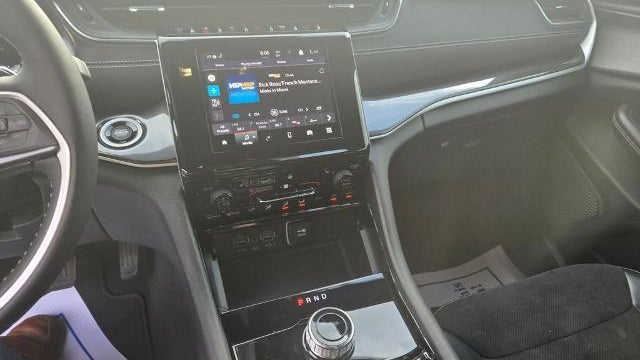 2023 Jeep Grand Cherokee Laredo X