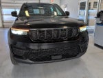 2023 Grand Cherokee Thumbnail 31