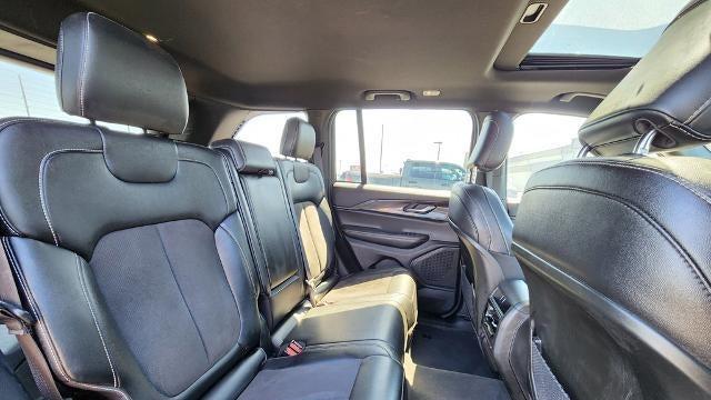 2023 Jeep Grand Cherokee Laredo X