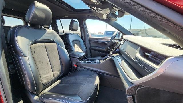 2023 Jeep Grand Cherokee Laredo X