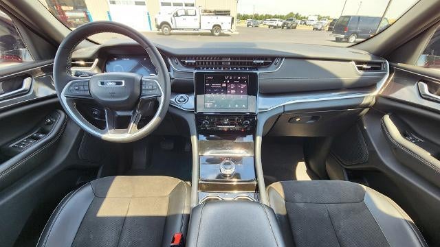 2023 Jeep Grand Cherokee Laredo X