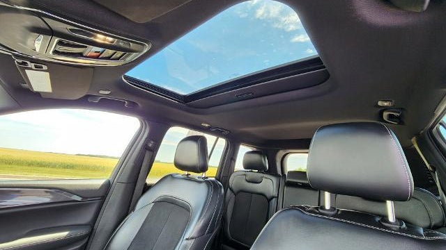 2023 Jeep Grand Cherokee Laredo X