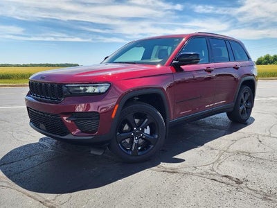 2023 Jeep Grand Cherokee 4X4 Laredo 4DR SUV