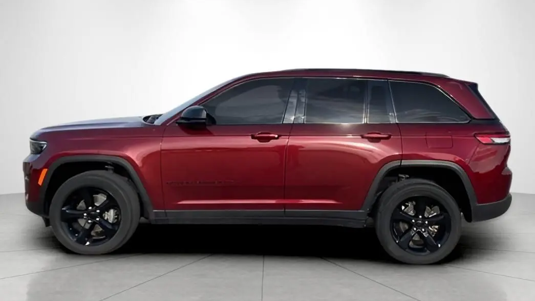 2023 Jeep Grand Cherokee Laredo X