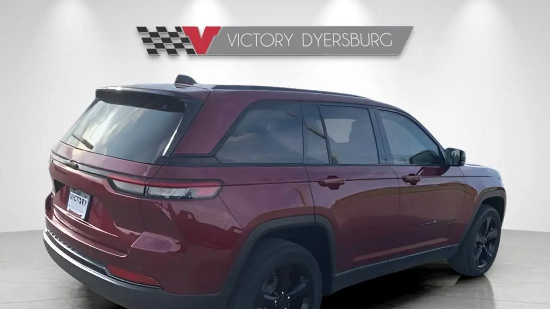 2023 Jeep Grand Cherokee Laredo X