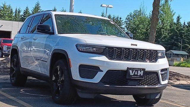 Preowned 2023 Jeep Grand Cherokee Laredo X for Sale