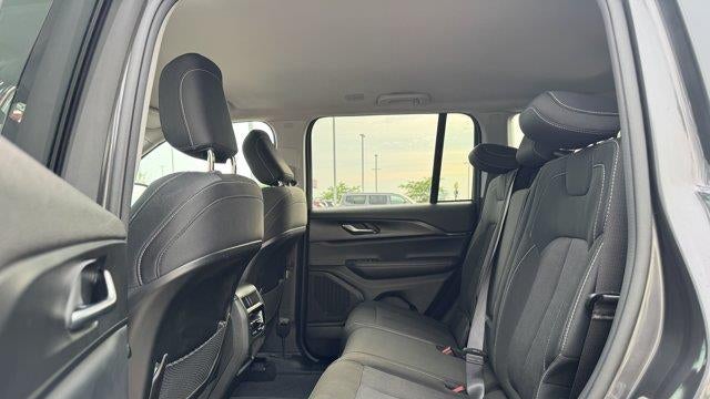 2023 Jeep Grand Cherokee Laredo X