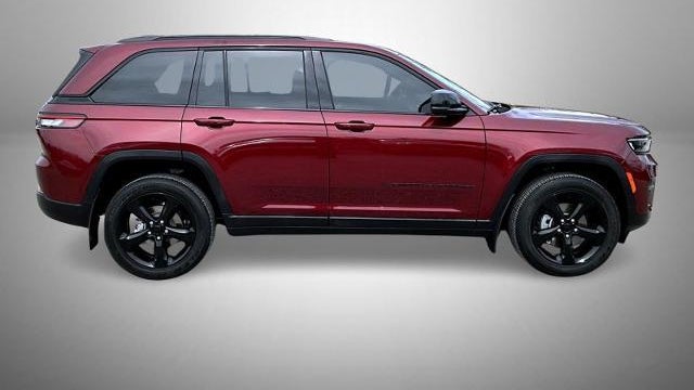 2023 Jeep Grand Cherokee Laredo X