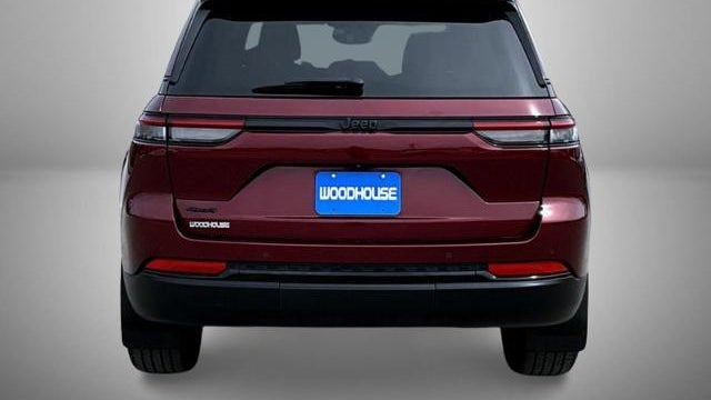 2023 Jeep Grand Cherokee Laredo X