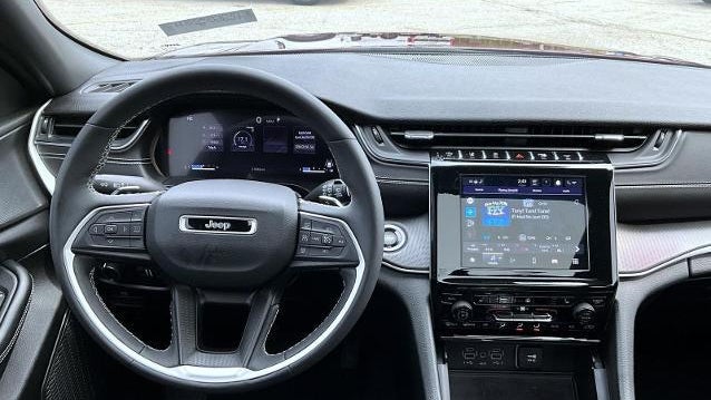 2023 Jeep Grand Cherokee Laredo X