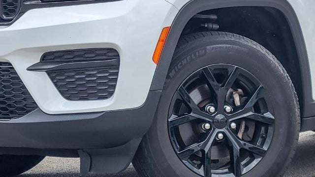 2024 Jeep Grand Cherokee Laredo