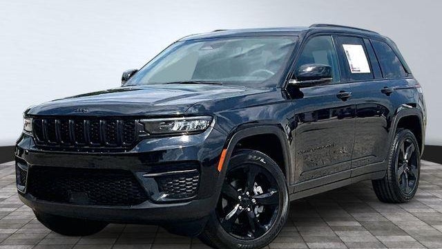 2024 Jeep Grand Cherokee Laredo