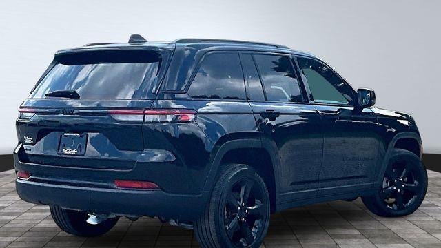 2024 Jeep Grand Cherokee Laredo