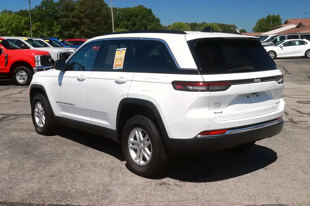 2024 Jeep Cherokee - $29,759