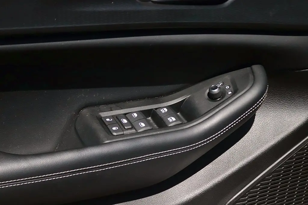 2024 Jeep Cherokee - $29,759