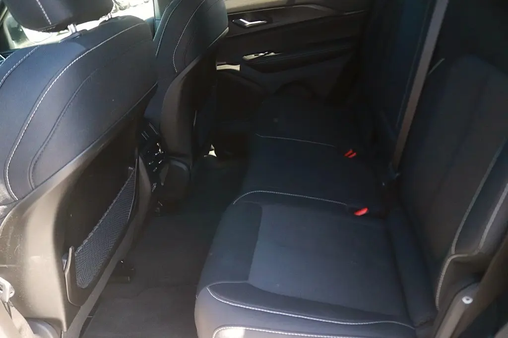 2024 Jeep Cherokee - $29,759