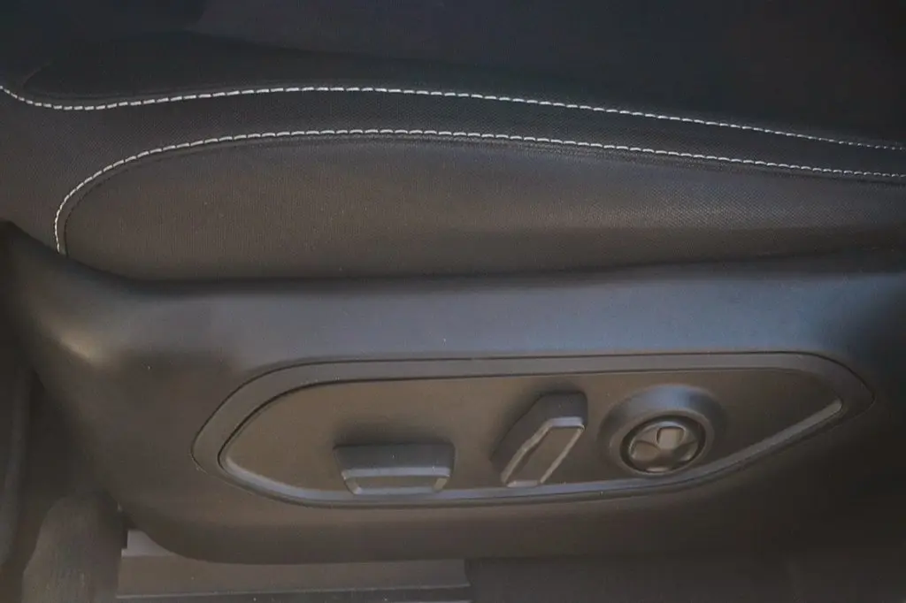 2024 Jeep Cherokee - $29,759