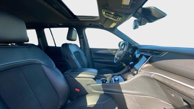 2024 Jeep Cherokee - $31,990