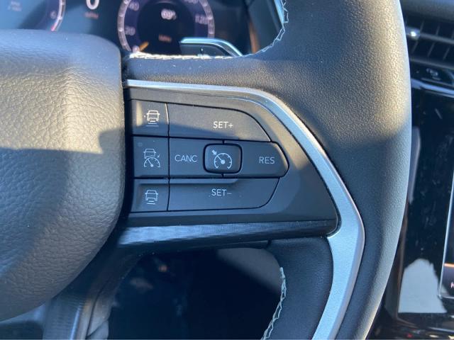 2024 Jeep Cherokee - $31,990