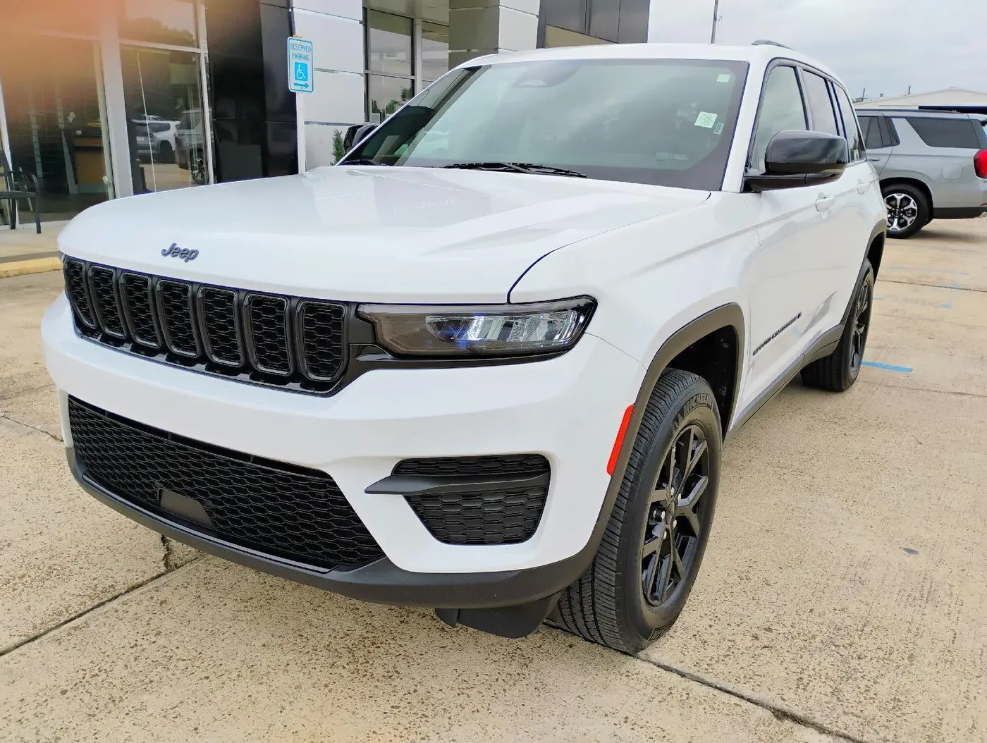2025 Jeep Cherokee